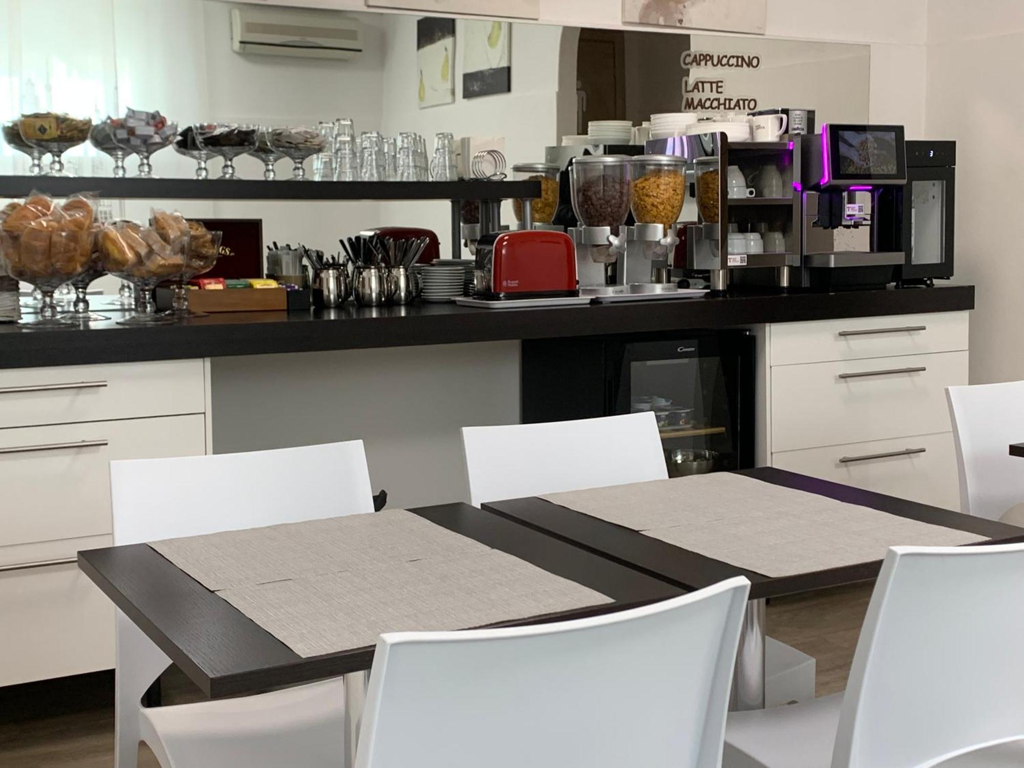 Capitol Hotel Pise